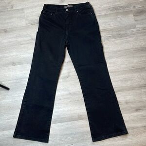 levis perfectly slimming 512 bootcut Size 10 Short